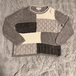 Alfred Dunner Vintage Gray and Cream Sweater